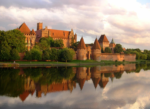How to Make Money While Traveling in Poland