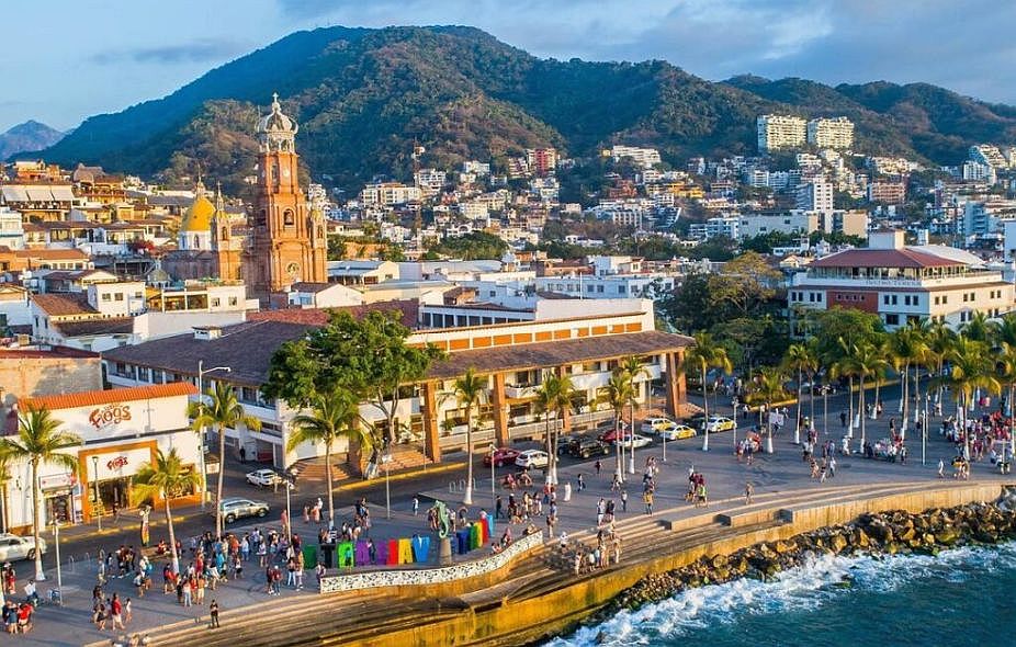 Best Time to Go to Puerto Vallarta and More!