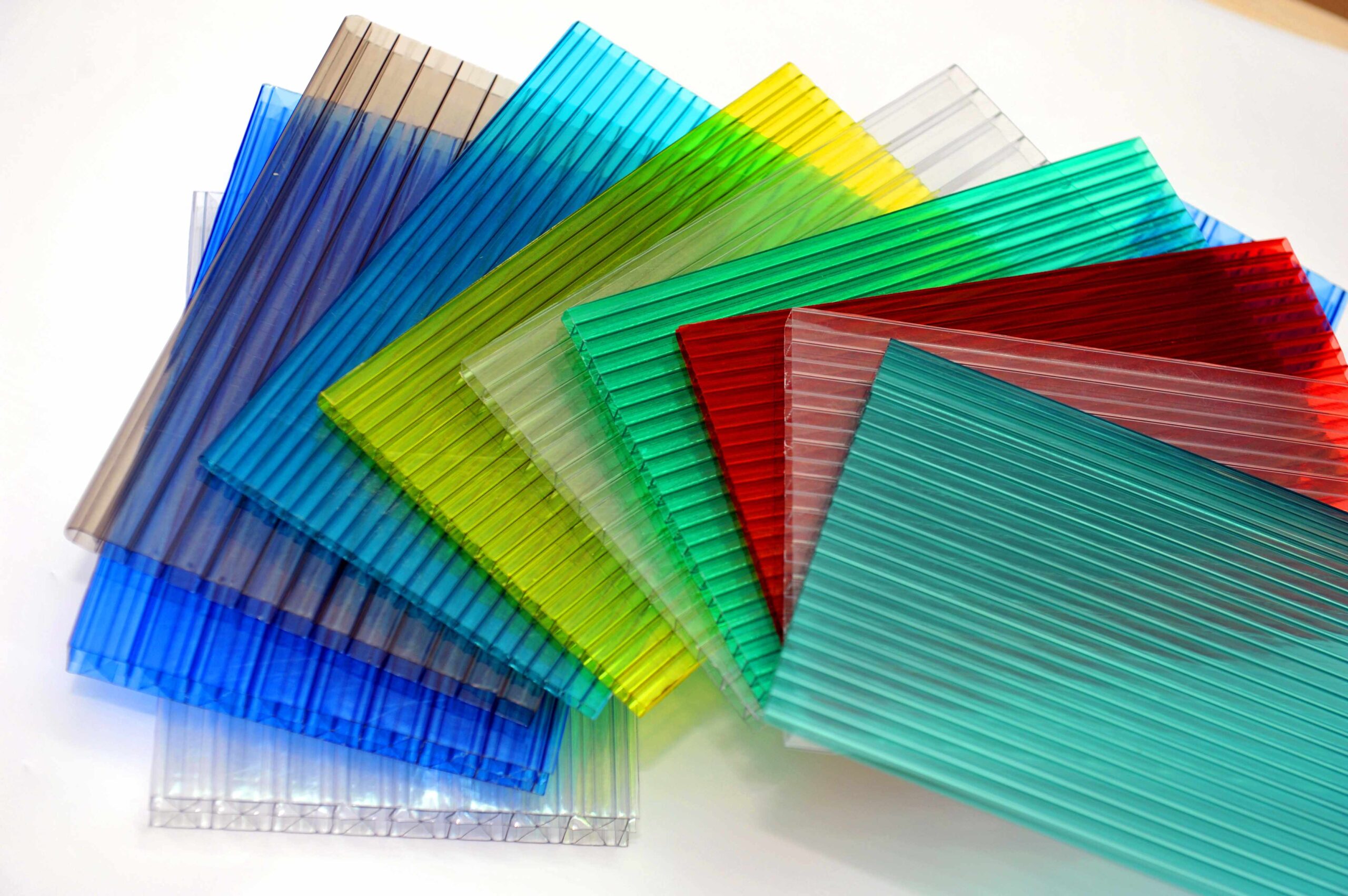 Key Things To Know Before Buying Polycarbonate Sheets