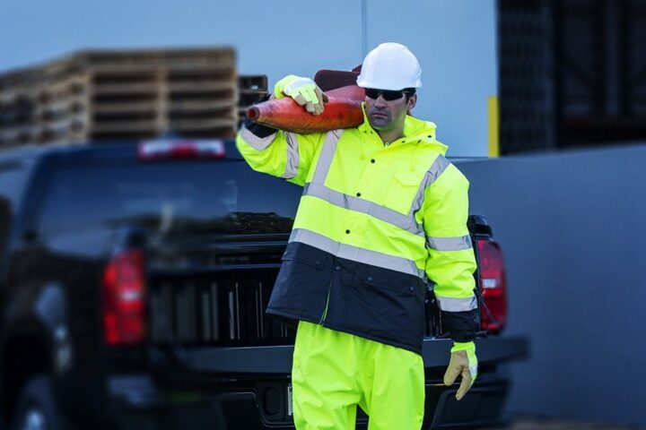 Night Visibility Equipment in Reducing Construction Site Injuries